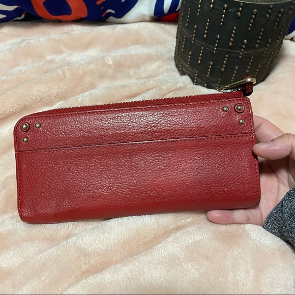 Chloe Paddington Long Zippy Wallet - Picture 5 of 7